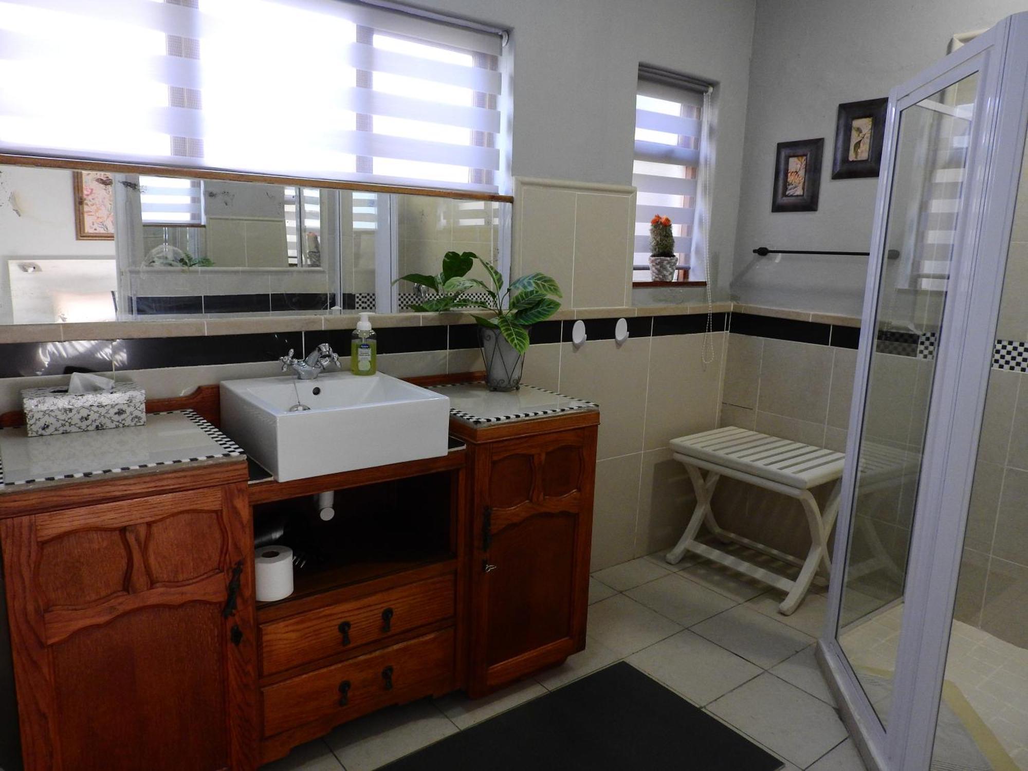 Apartment The Vic 1906 Self Catering Units *