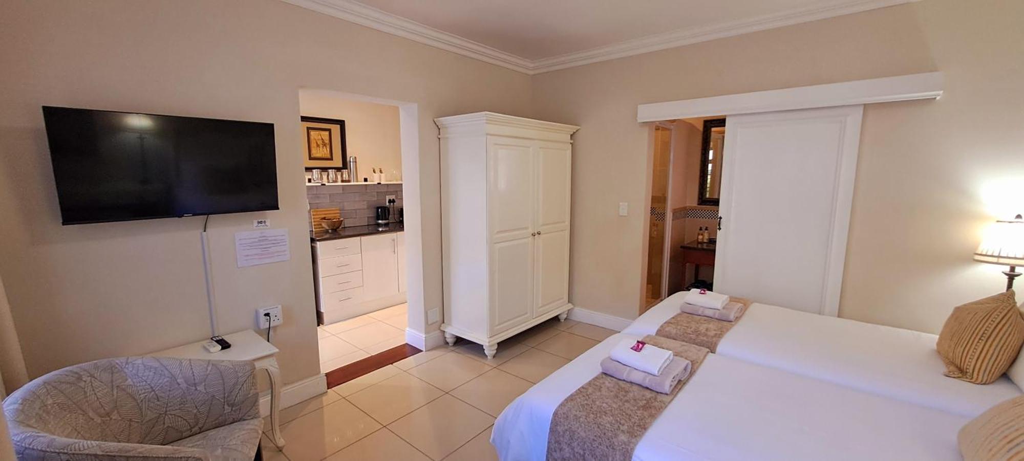 Apartment The Vic 1906 Self Catering Units *